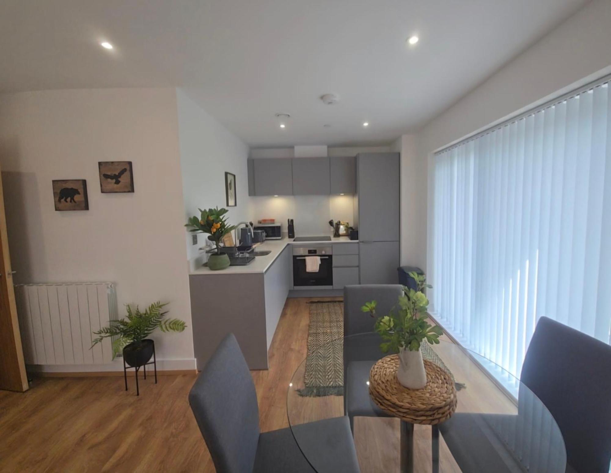 Snuggle - Riverside - Views Over Looking River Thames, Close To O2 Arena, Excel, Airport, Thames Clipper- River Boat Service, Woolwich Ferry, Onsite Parking, Twin Option Available Apartamento Londres